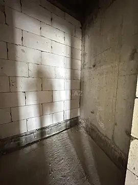 Satılır 2 otaqlı mənzil 98 m²