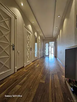 Satılır 3 otaqlı mənzil 140 m²