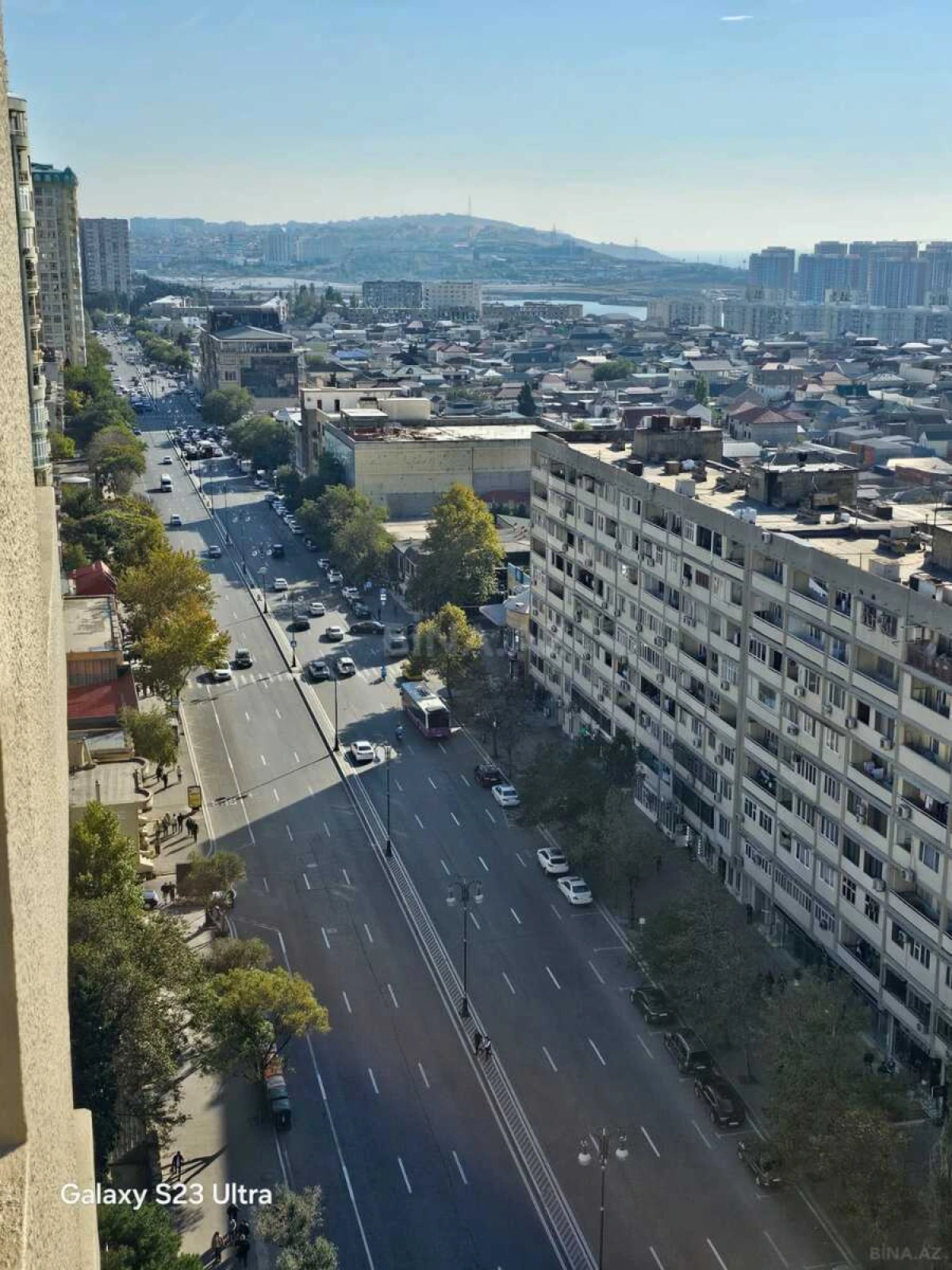 Satılır 3 otaqlı mənzil 140 m²