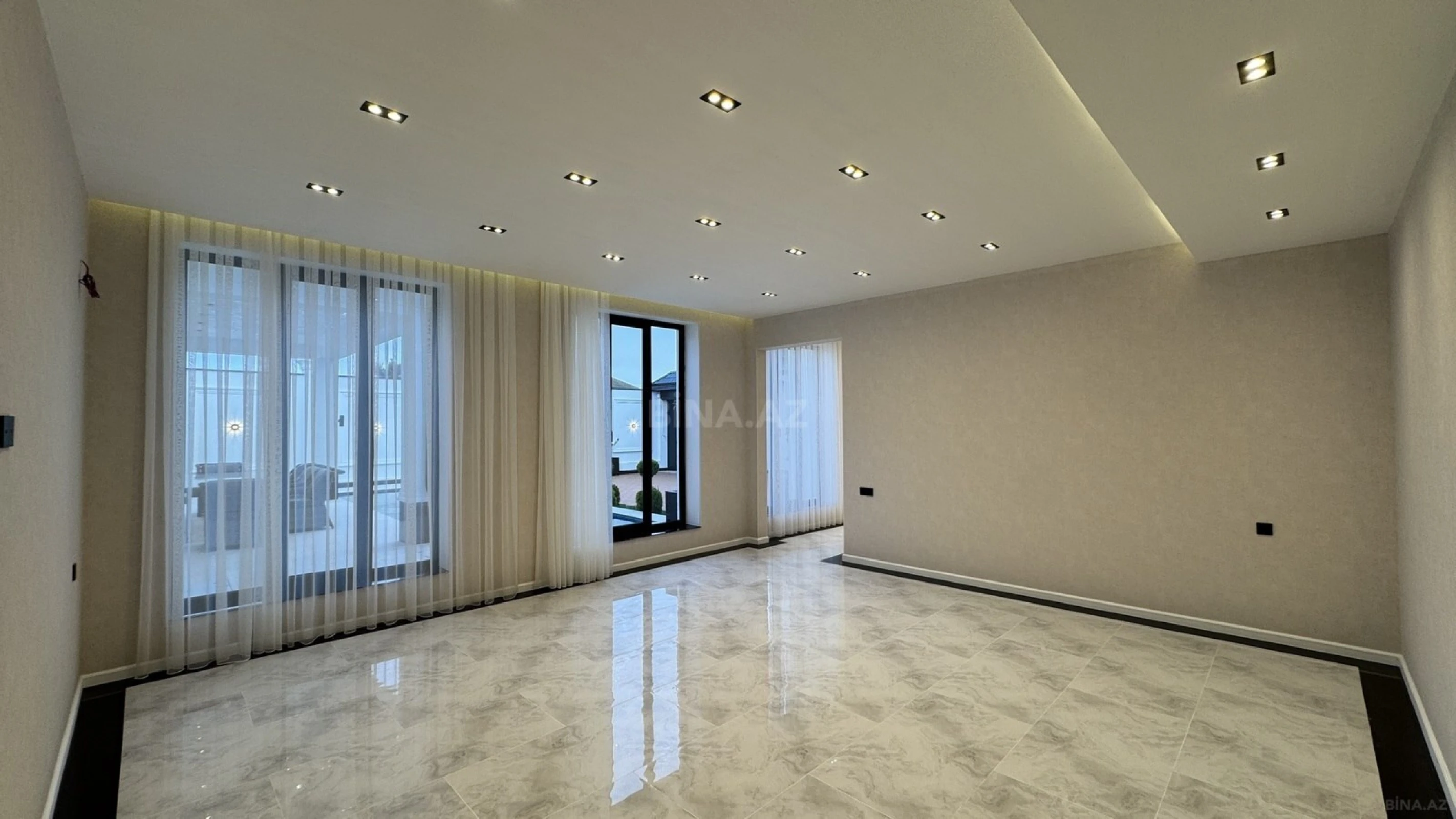 Satılır 4 otaqlı həyət evi 210 m²