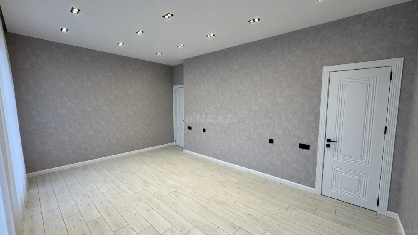 Satılır 4 otaqlı həyət evi 210 m²