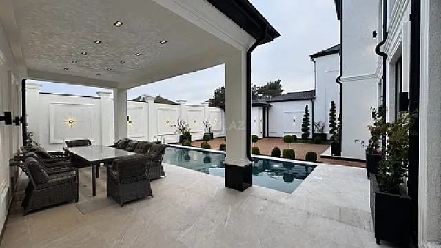 Satılır 4 otaqlı həyət evi 210 m²
