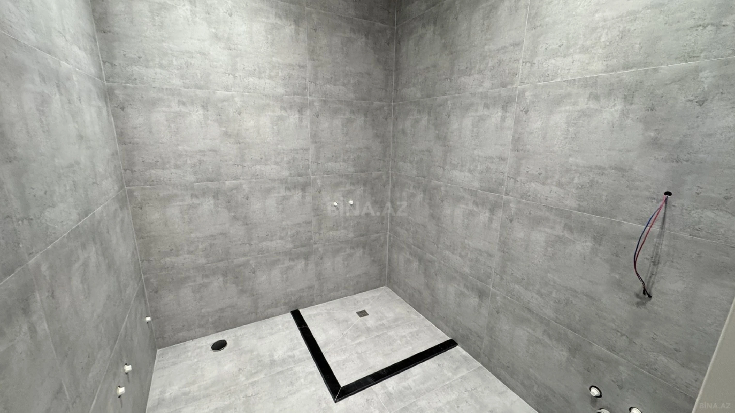 Satılır 4 otaqlı həyət evi 210 m²