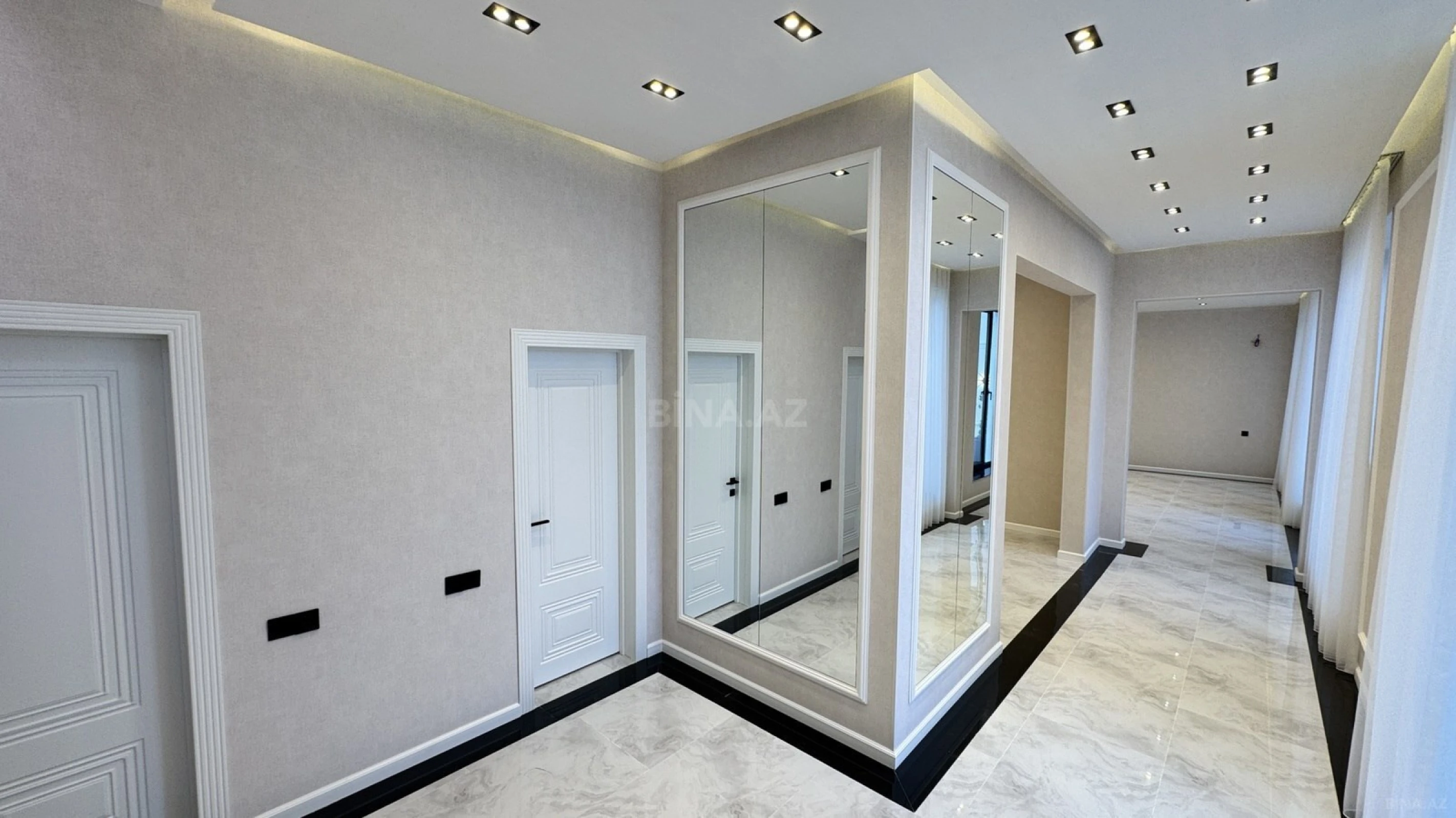 Satılır 4 otaqlı həyət evi 210 m²