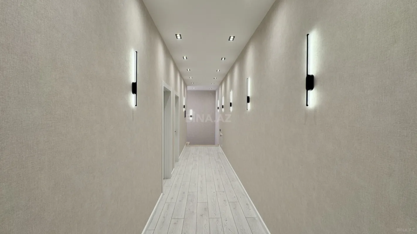 Satılır 4 otaqlı həyət evi 210 m²