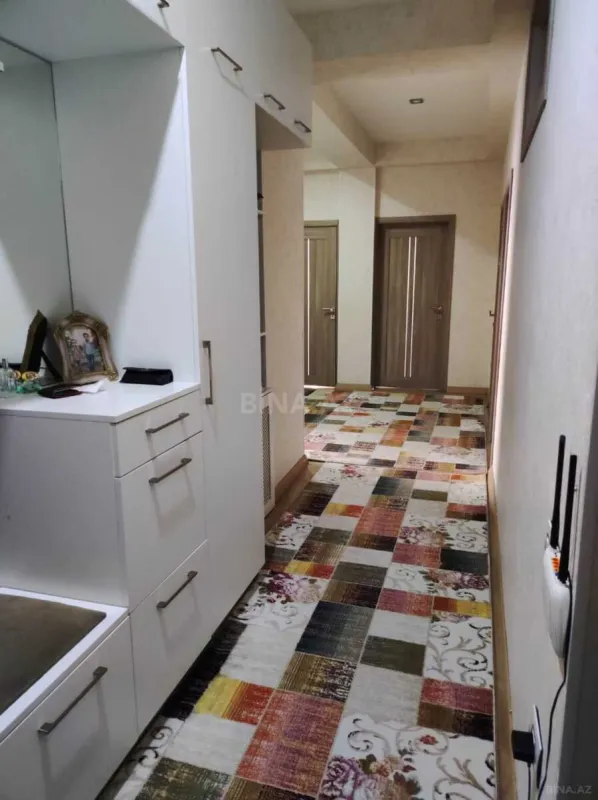 Kirayə verilir 3 otaqlı mənzil 102 m²