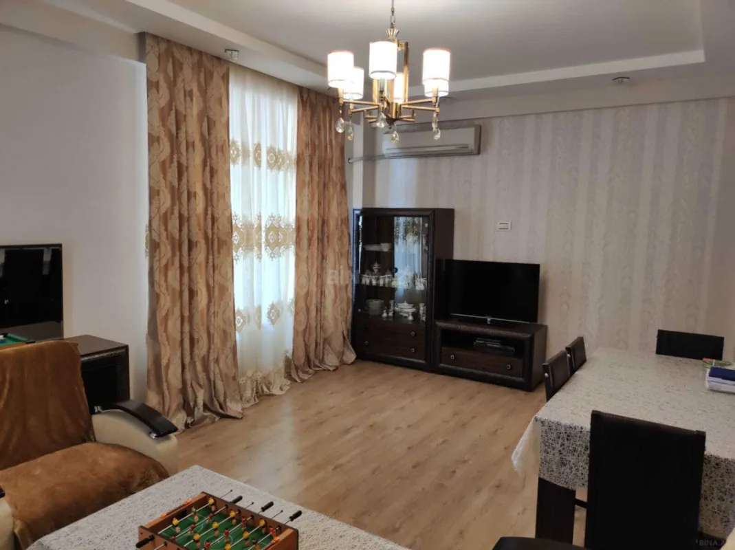 Kirayə verilir 3 otaqlı mənzil 102 m²