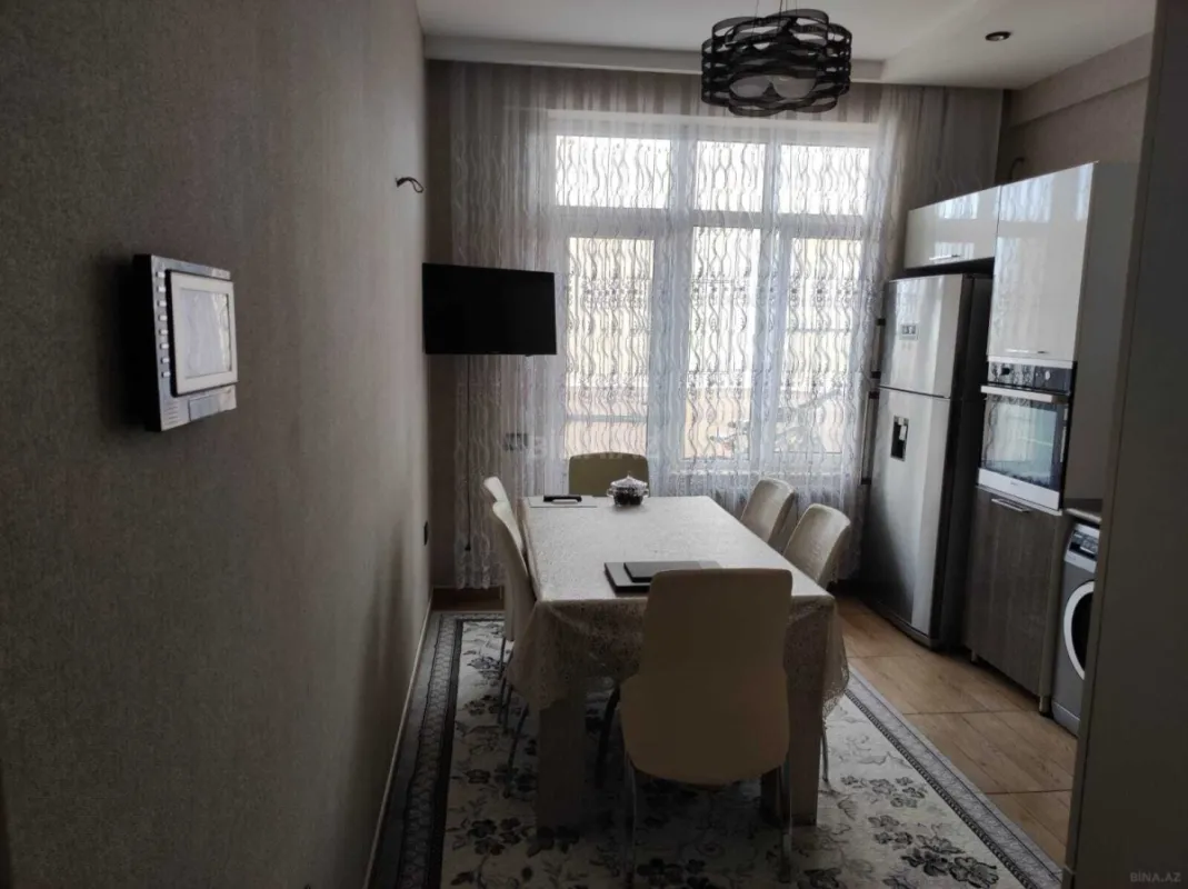 Kirayə verilir 3 otaqlı mənzil 102 m²