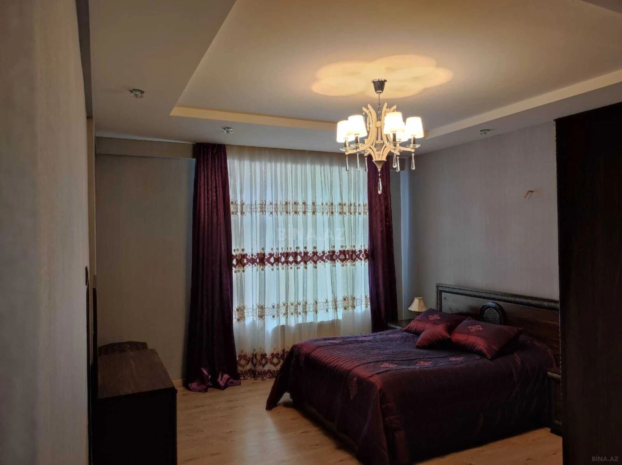 Kirayə verilir 3 otaqlı mənzil 102 m²