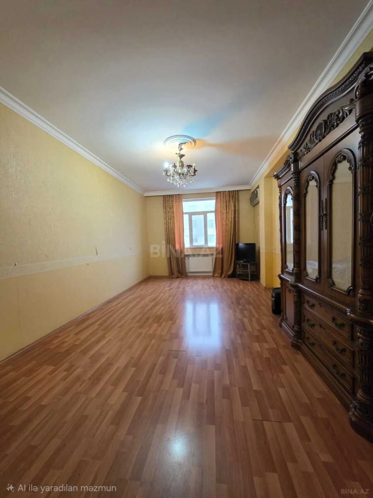 Satılır 2 otaqlı mənzil 93 m²