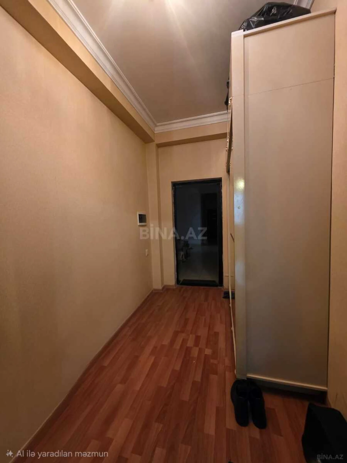 Satılır 2 otaqlı mənzil 93 m²