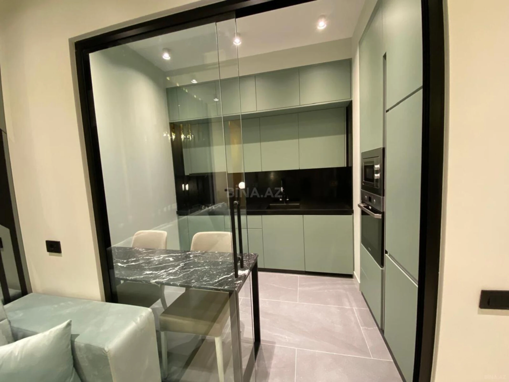 Satılır 2 otaqlı mənzil 64 m²