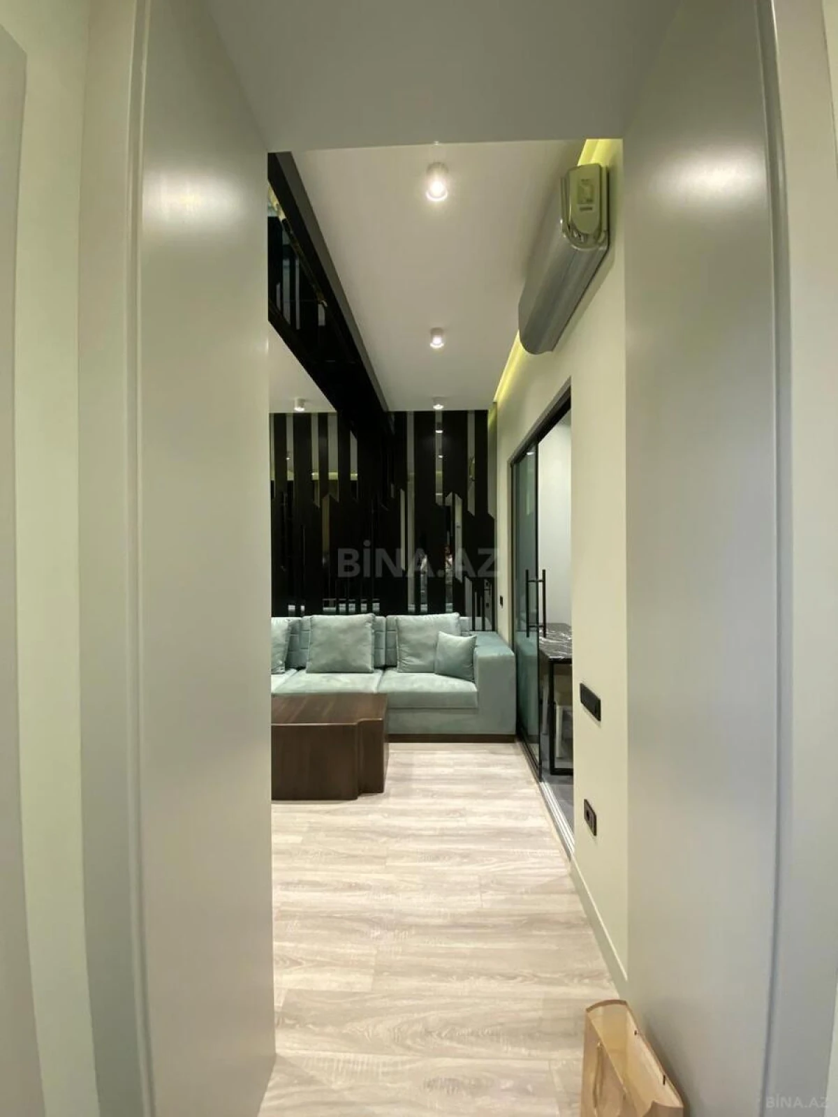 Satılır 2 otaqlı mənzil 64 m²