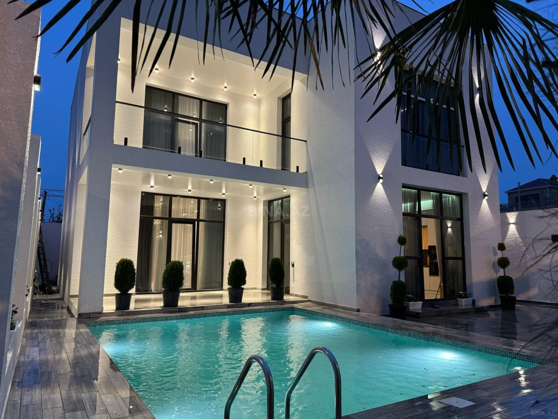 Kirayə verilir 4 otaqlı həyət evi 220 m²