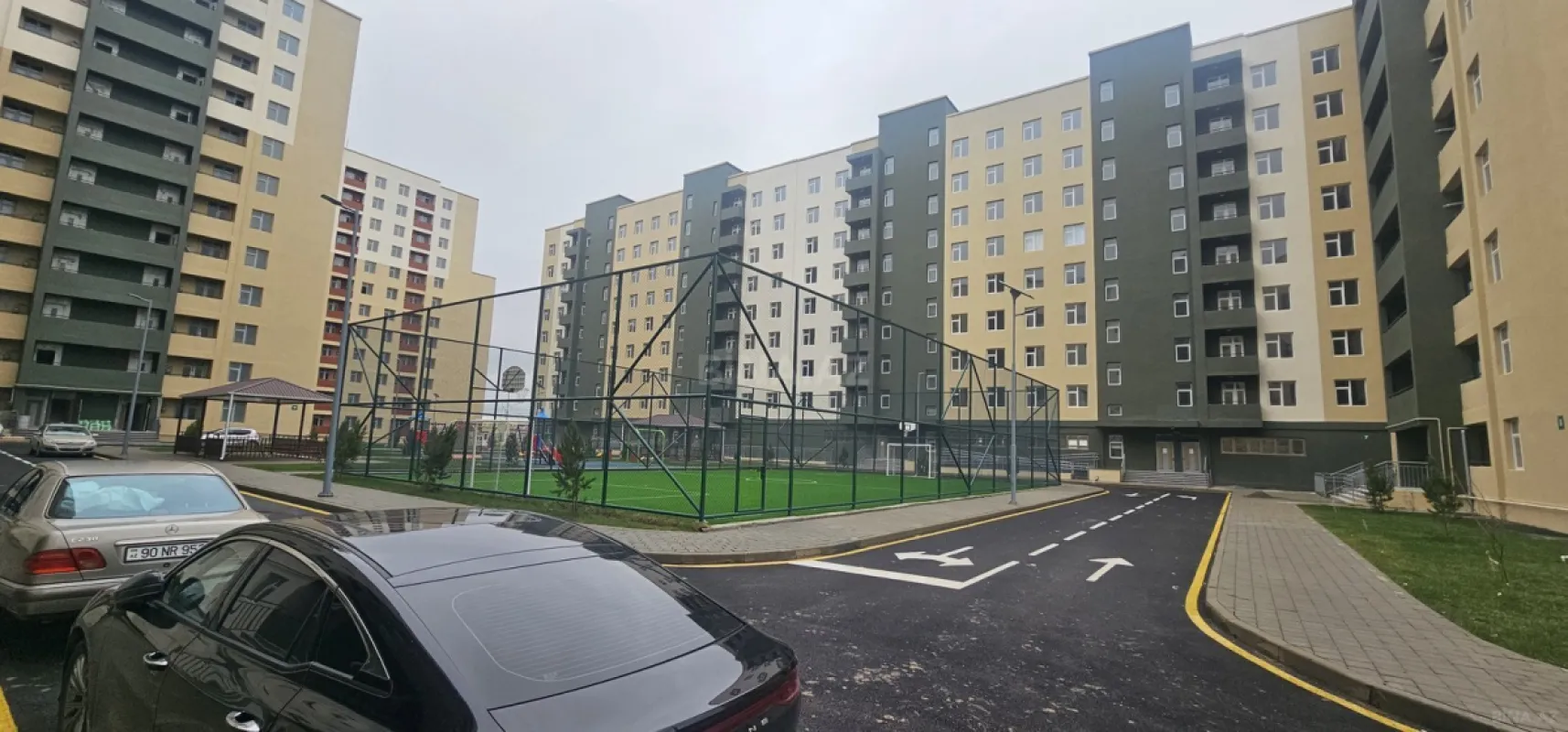 Kirayə verilir obyekt 270 m²