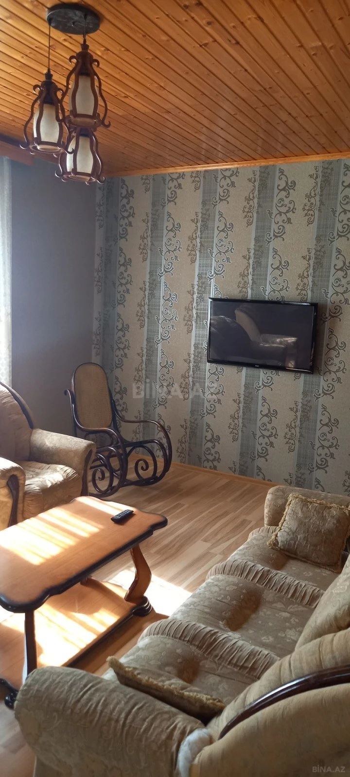 Satılır 5 otaqlı həyət evi 180 m²