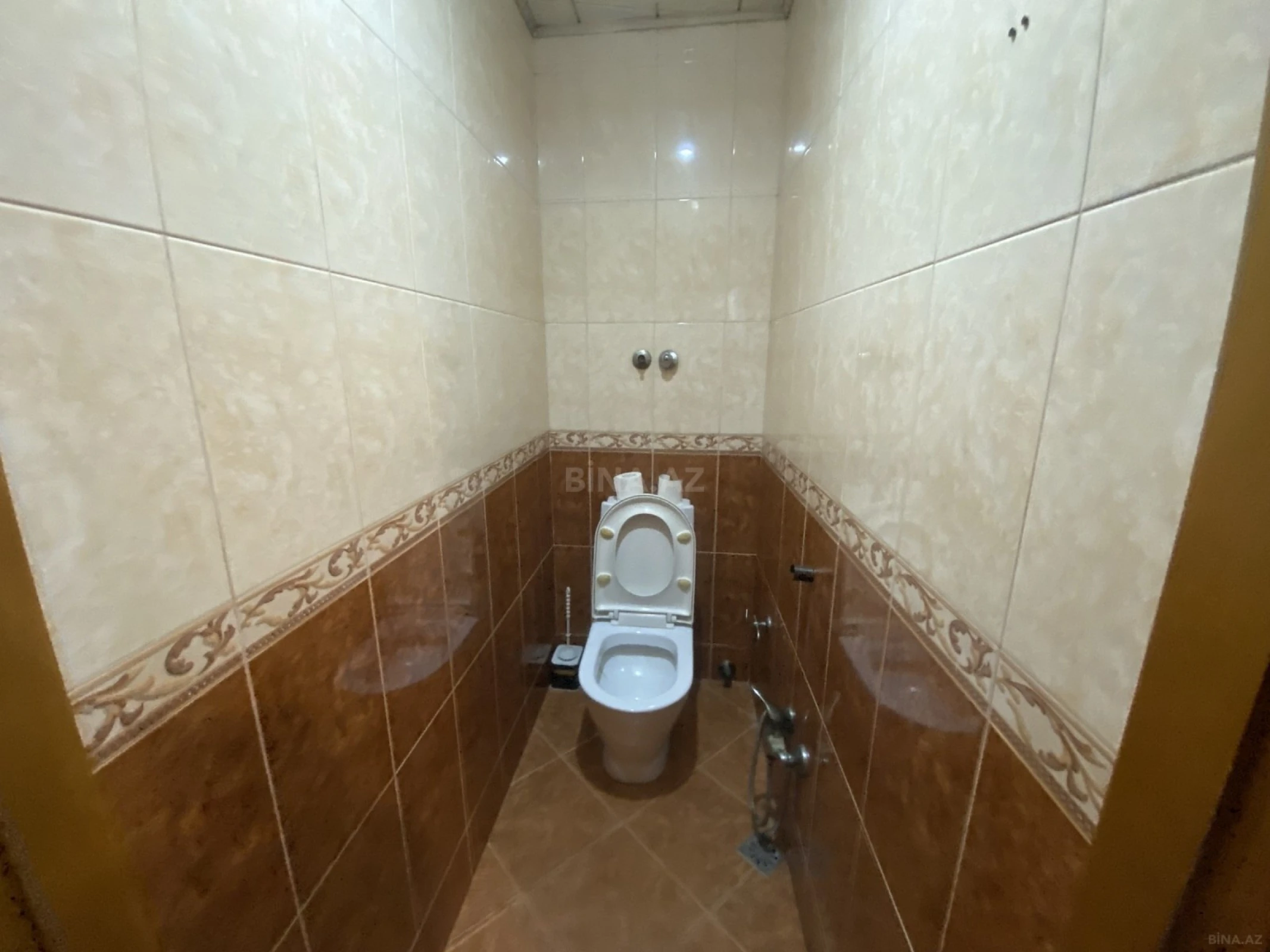 Satılır 2 otaqlı mənzil 74 m²