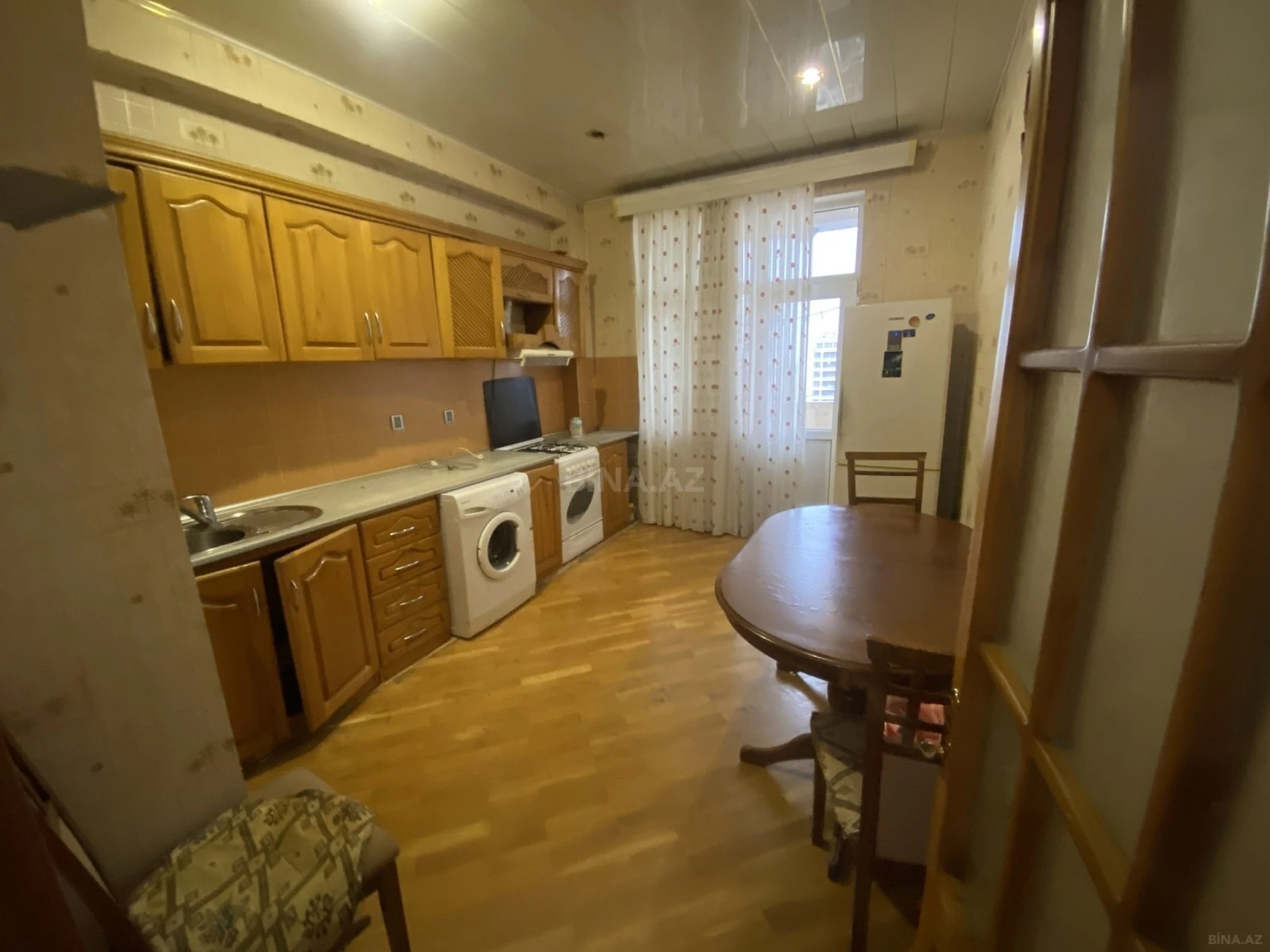 Satılır 2 otaqlı mənzil 74 m²