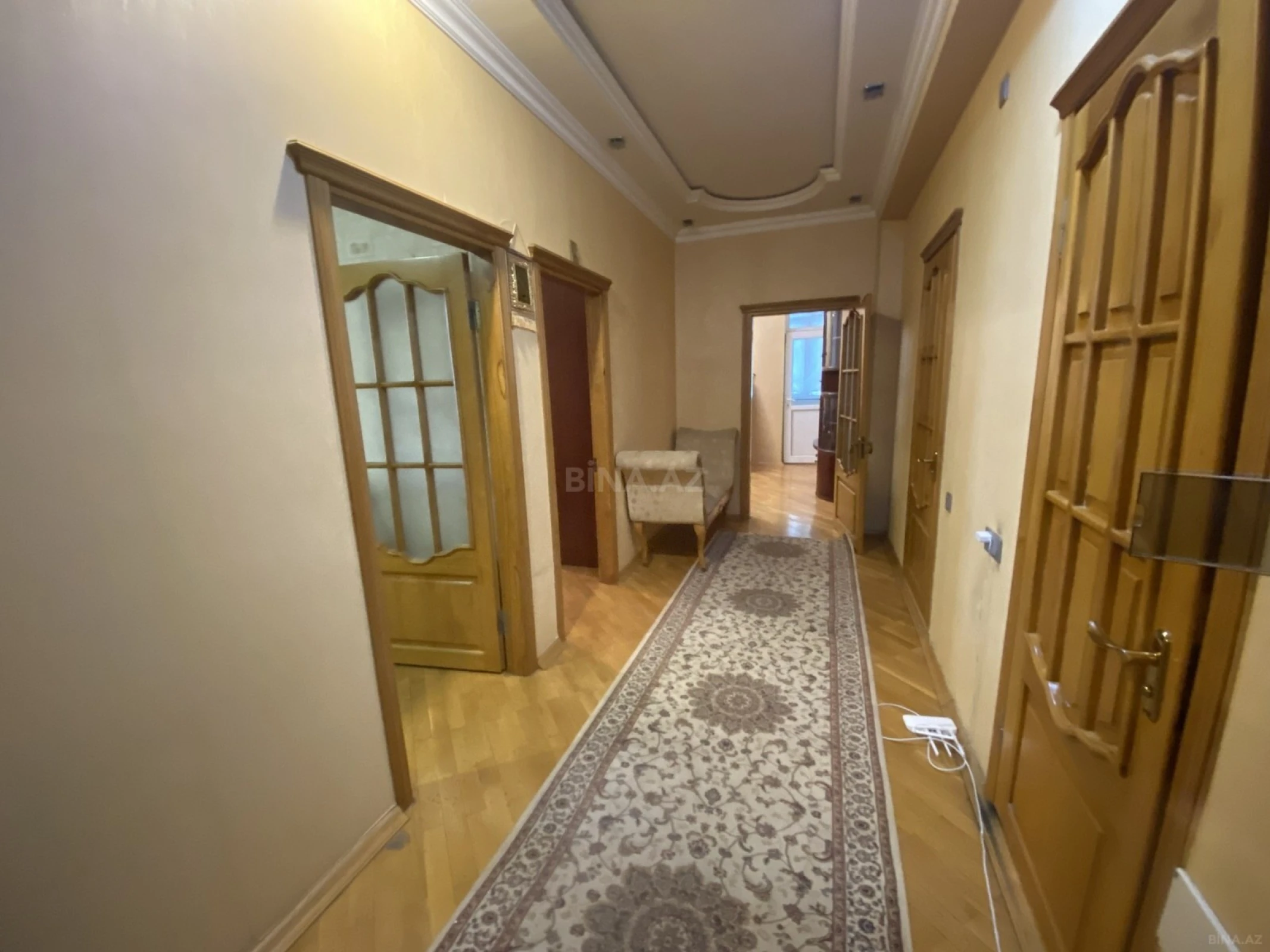 Satılır 2 otaqlı mənzil 74 m²