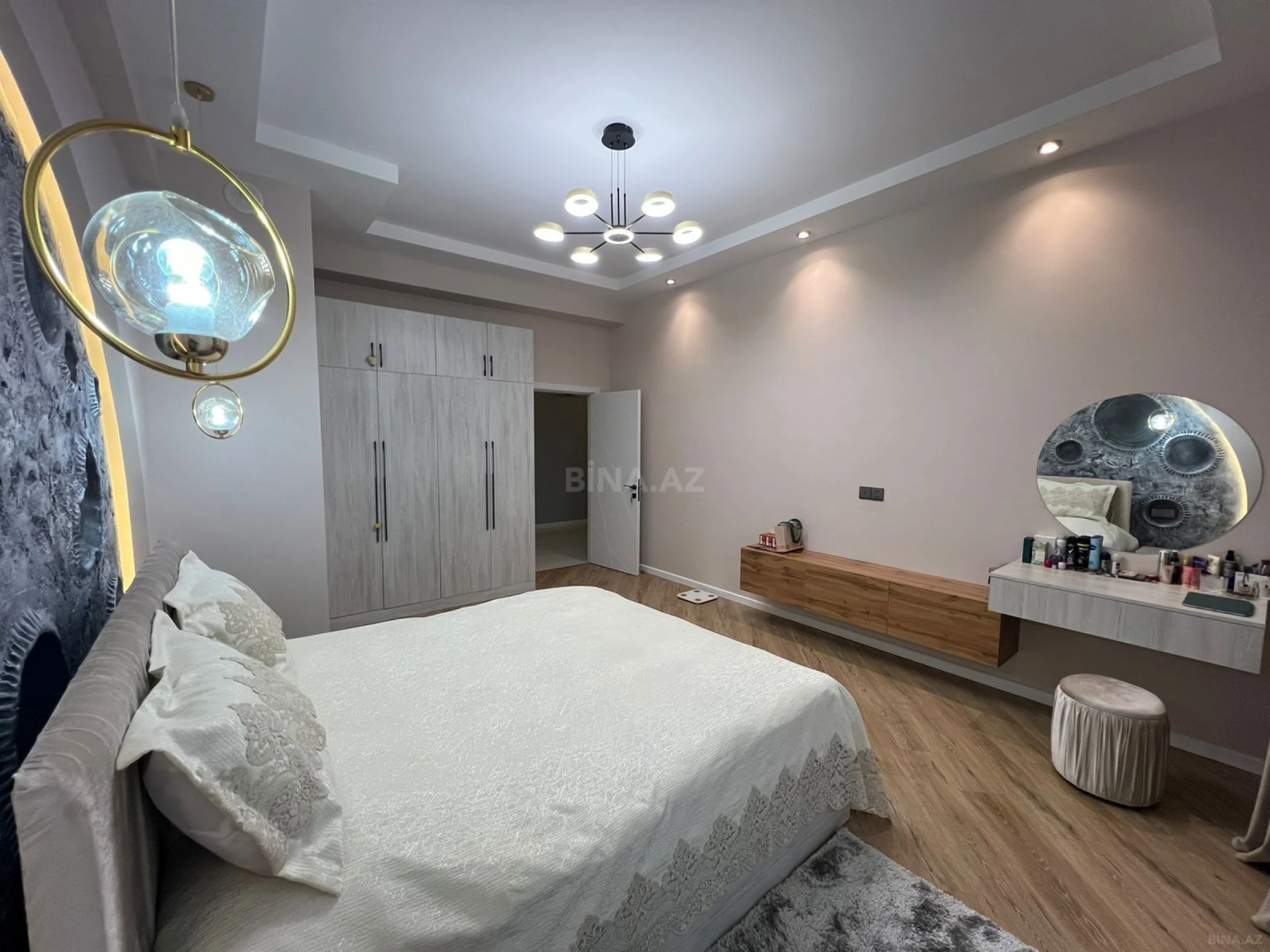 Kirayə verilir 3 otaqlı mənzil 90 m²
