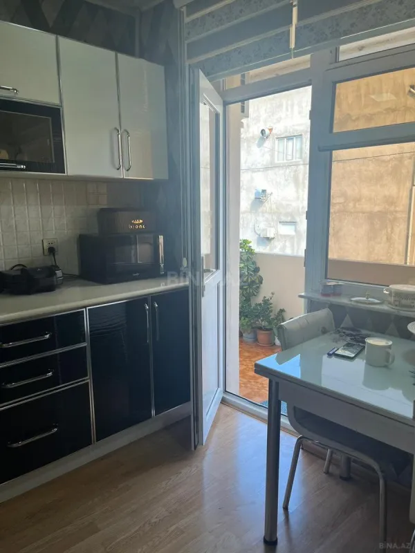 Satılır 3 otaqlı mənzil 72 m²