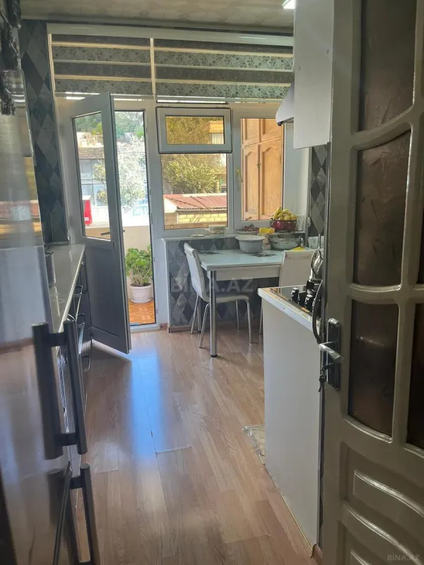 Satılır 3 otaqlı mənzil 72 m²
