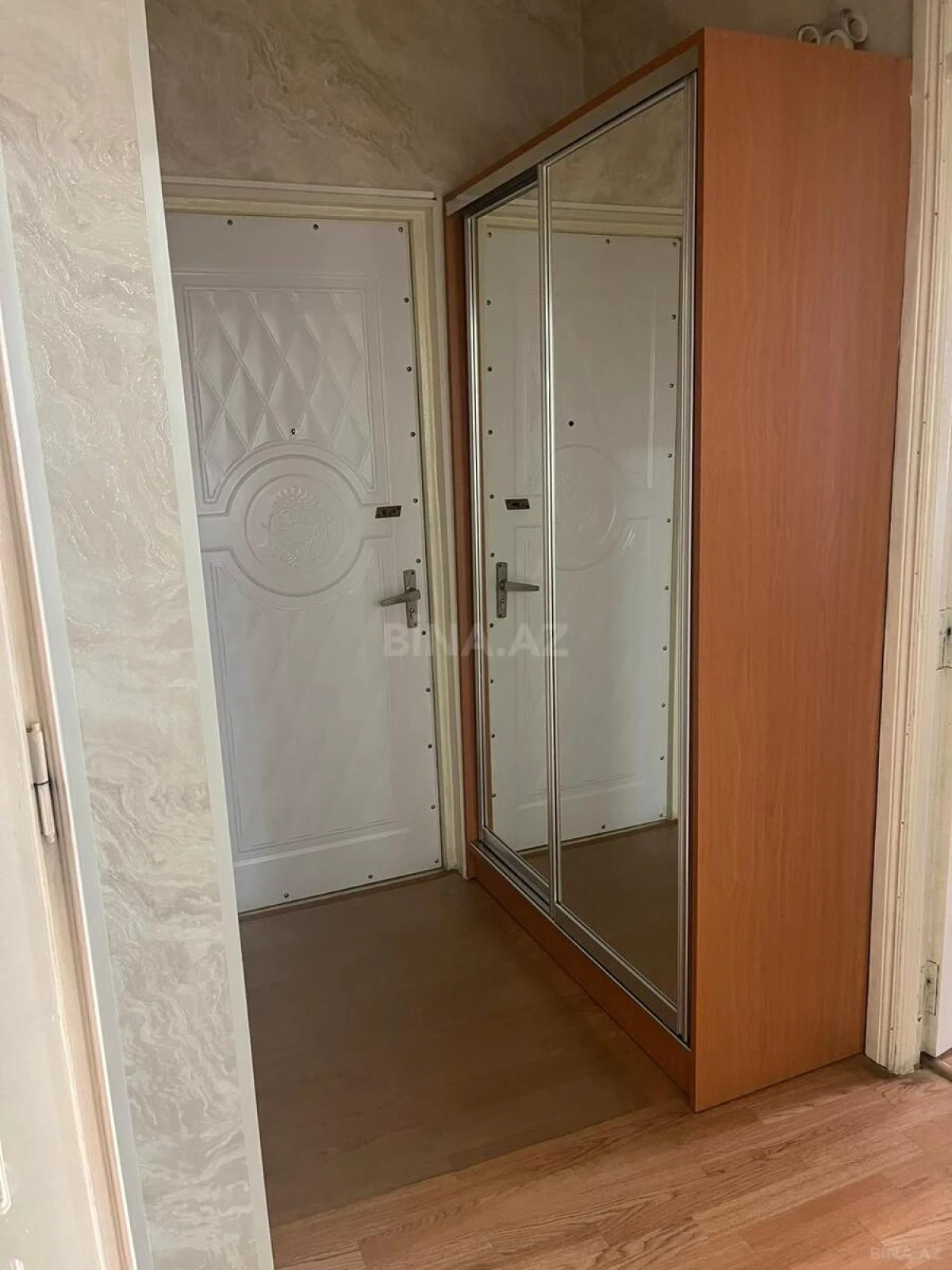 Satılır 3 otaqlı mənzil 72 m²