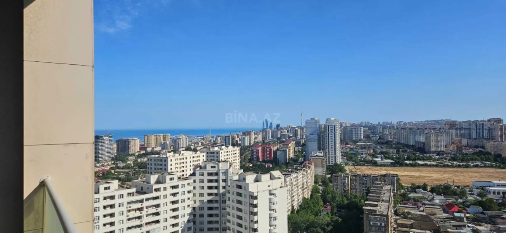 Satılır 3 otaqlı mənzil 108 m²