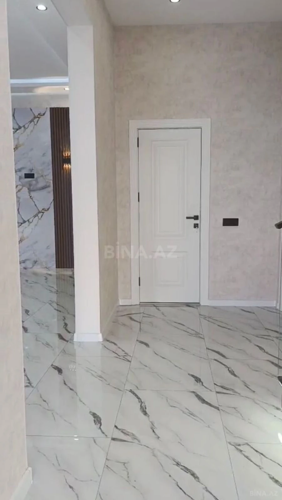 Satılır 5 otaqlı həyət evi 200 m²