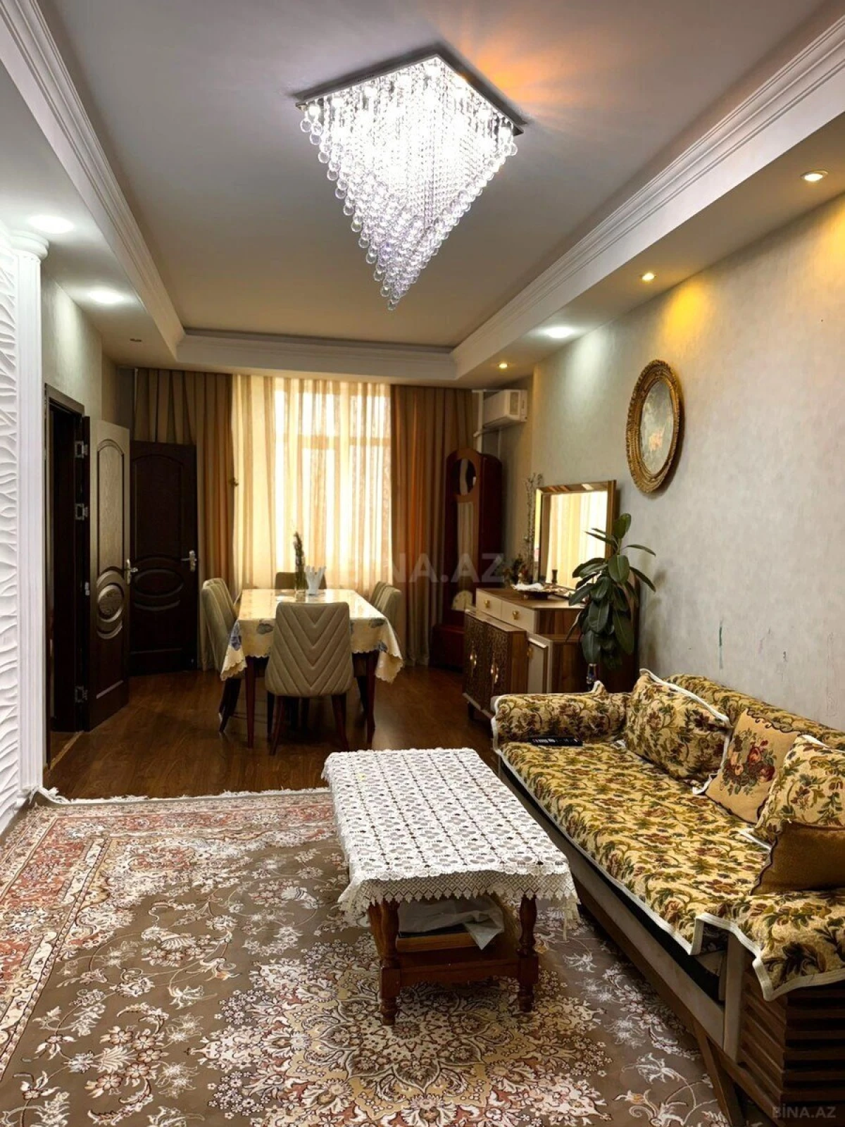 Satılır 3 otaqlı mənzil 115 m²