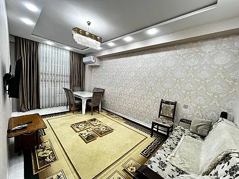 Satılır 2 otaqlı mənzil 65 m²
