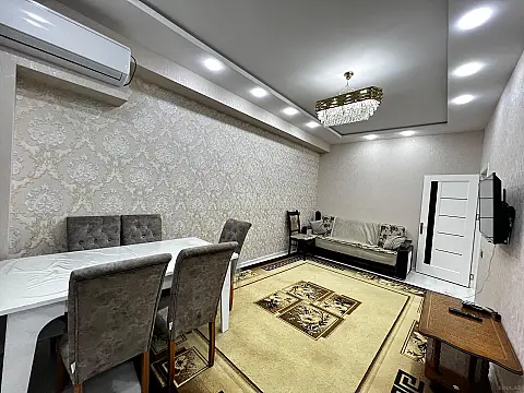 Satılır 2 otaqlı mənzil 65 m²