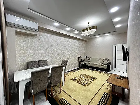 Satılır 2 otaqlı mənzil 65 m²