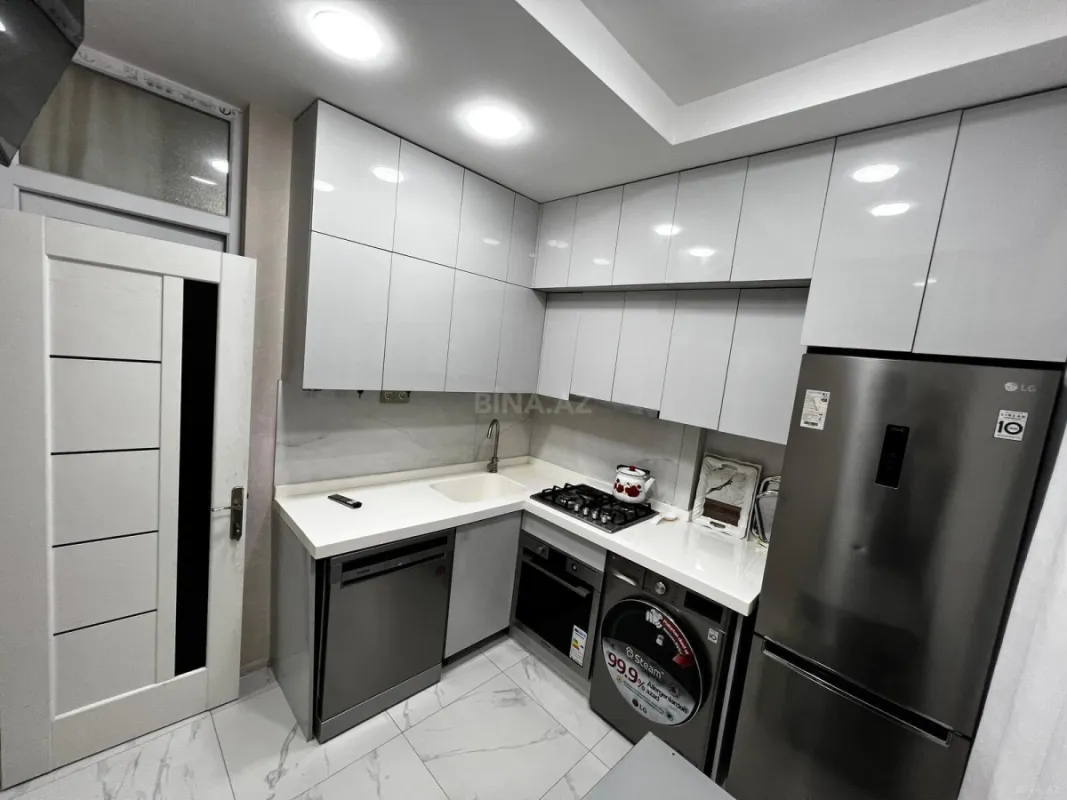 Satılır 2 otaqlı mənzil 65 m²