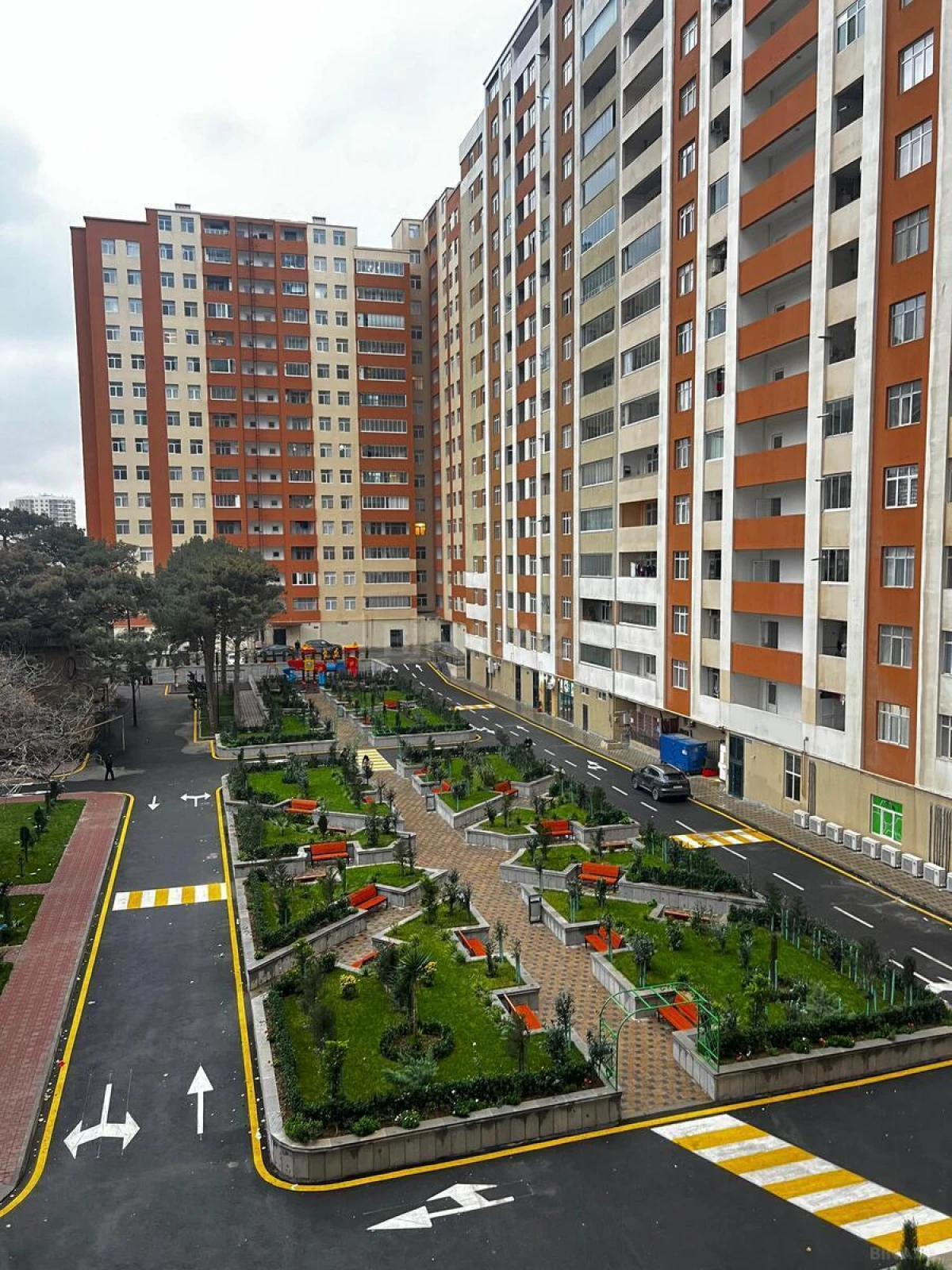 Satılır 2 otaqlı mənzil 65 m²