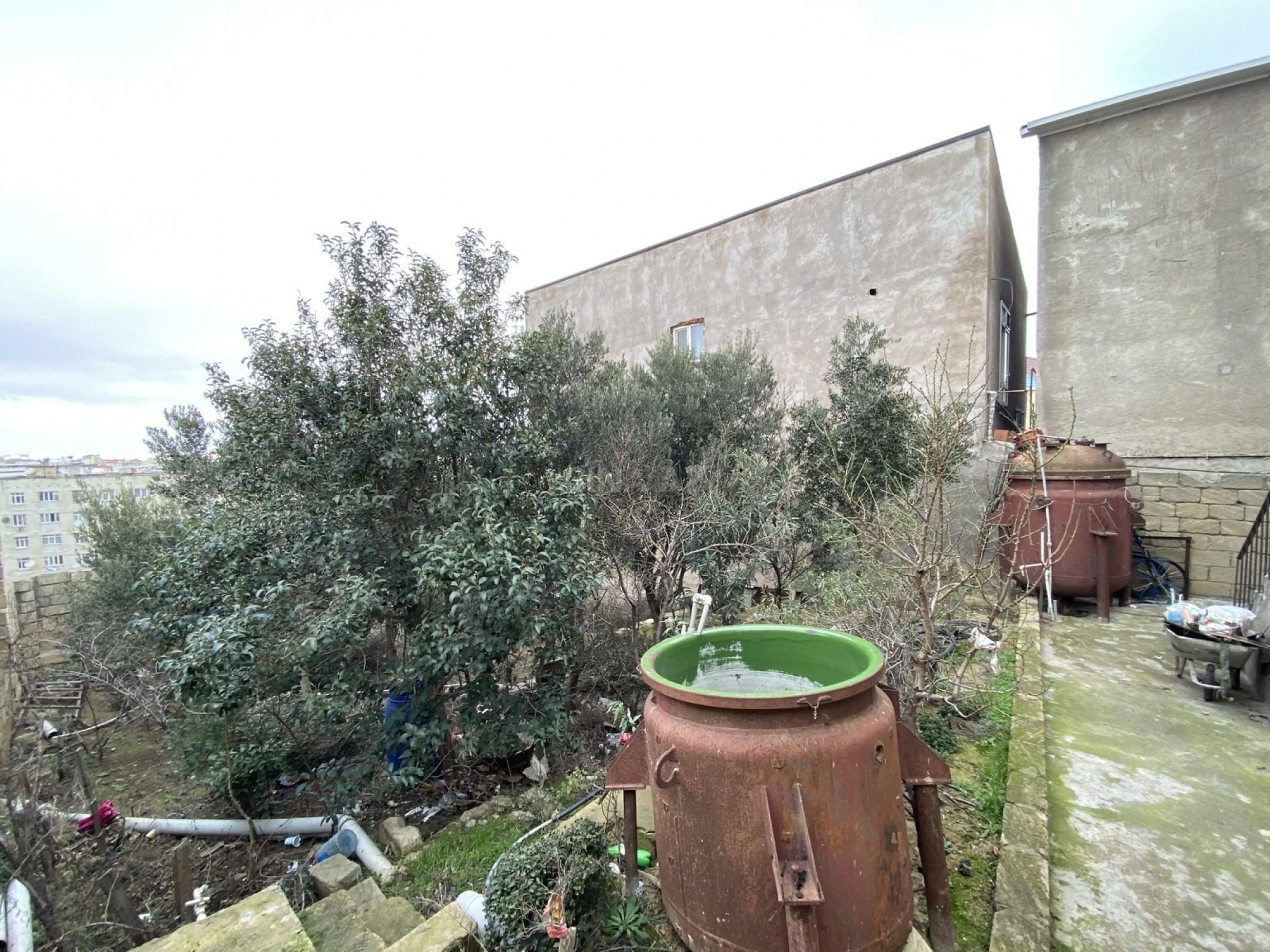 Satılır 6 otaqlı həyət evi 250 m²