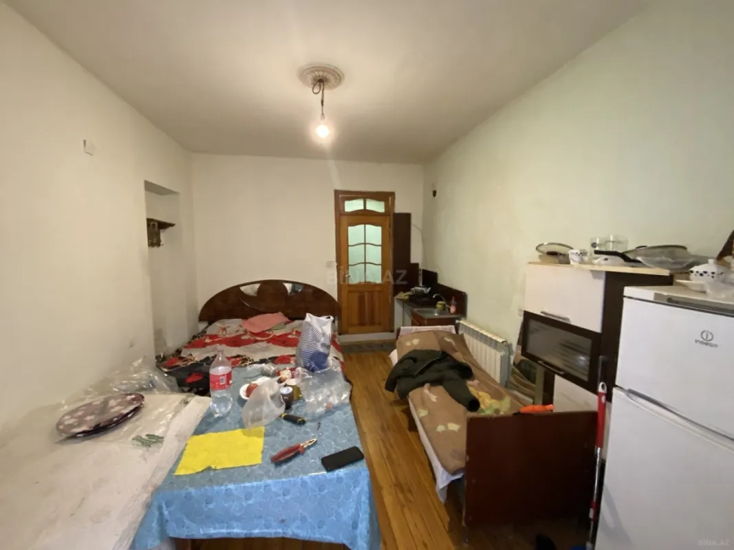 Satılır 6 otaqlı həyət evi 250 m²