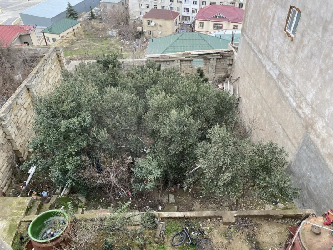 Satılır 6 otaqlı həyət evi 250 m²