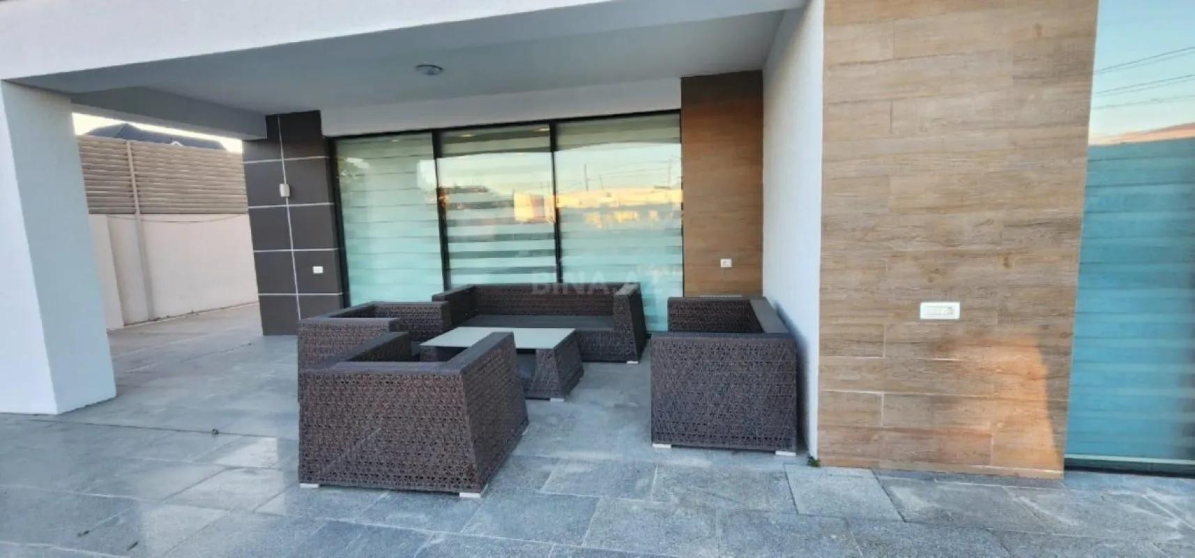 Kirayə verilir 6 otaqlı həyət evi 400 m²