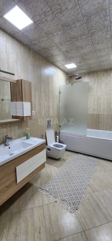 Kirayə verilir 6 otaqlı həyət evi 400 m²