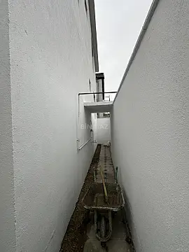 Satılır 5 otaqlı həyət evi 180 m²