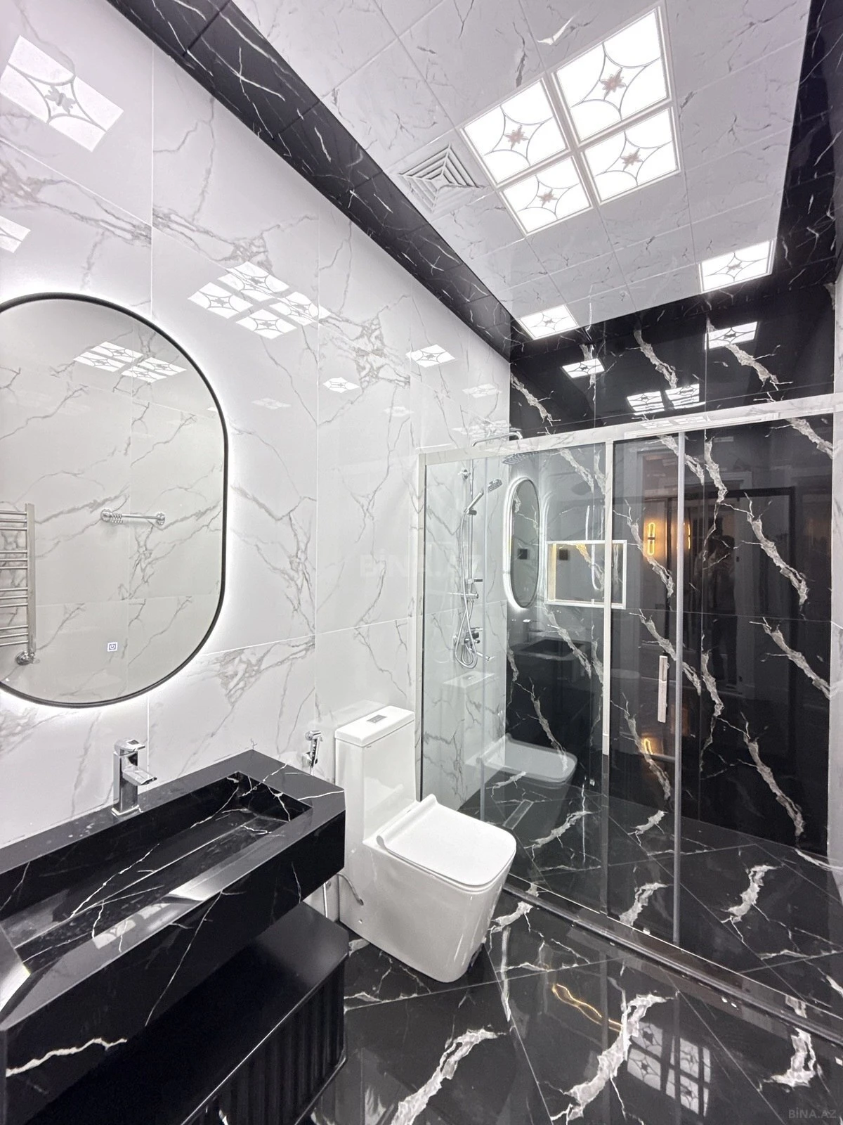 Satılır 5 otaqlı həyət evi 180 m²