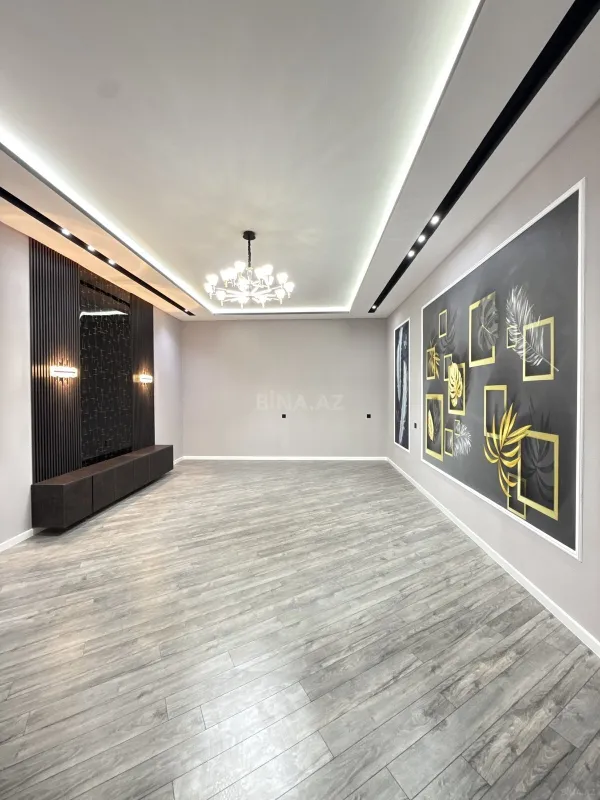 Satılır 5 otaqlı həyət evi 180 m²