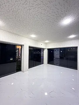 Satılır 5 otaqlı həyət evi 180 m²