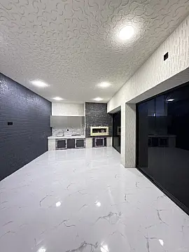 Satılır 5 otaqlı həyət evi 180 m²