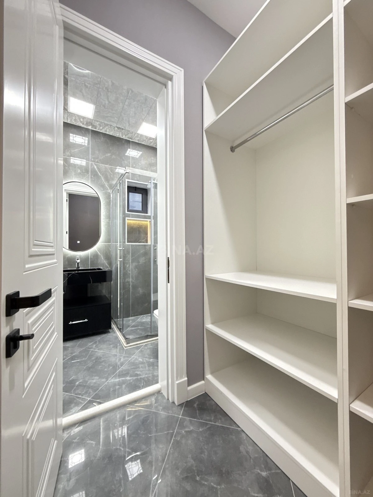 Satılır 5 otaqlı həyət evi 180 m²