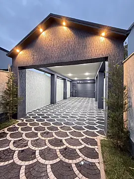Satılır 5 otaqlı həyət evi 180 m²
