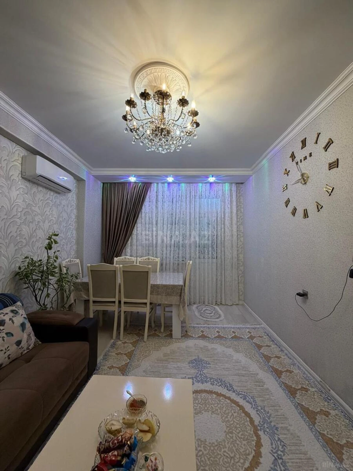 Satılır 2 otaqlı mənzil 54 m²
