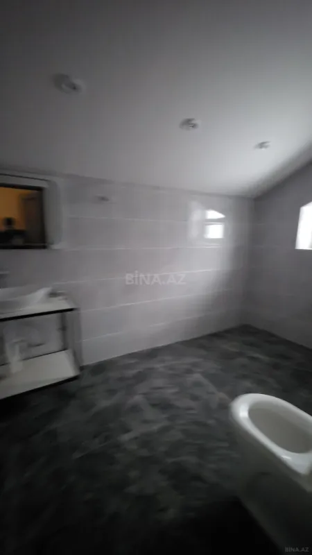 Satılır 5 otaqlı həyət evi 200 m²