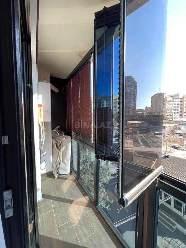 Satılır 4 otaqlı mənzil 90 m²